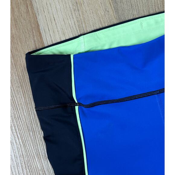 Athleta Velocity Colorblock Capri Leggings Size‎ Medium - Picture 3 of 10